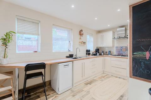 71 Berrington Drive, Coseley, Bilston, WV14 9QH