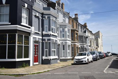 3 bedroom terraced house for sale, Gordon Road, Hastings