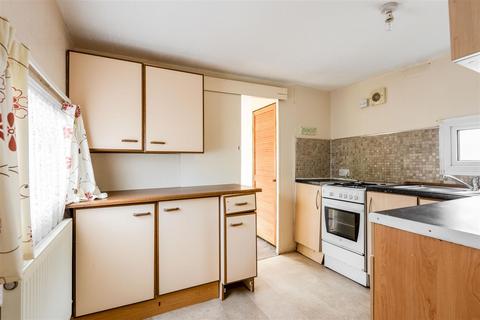 1 bedroom house to rent, Sutton Lane, Sutton Scarsdale S44