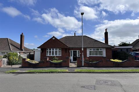 2 bedroom detached bungalow for sale, Prince Drive, Oadby LE2