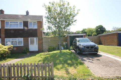 3 bedroom semi-detached house to rent, Winchester Close