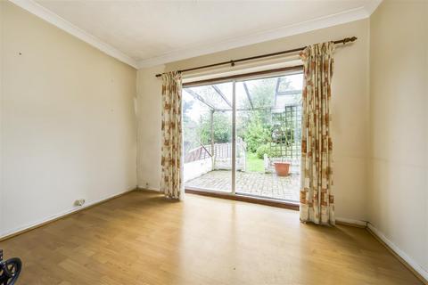 3 bedroom semi-detached house for sale, Clewer Hill Road, Windsor