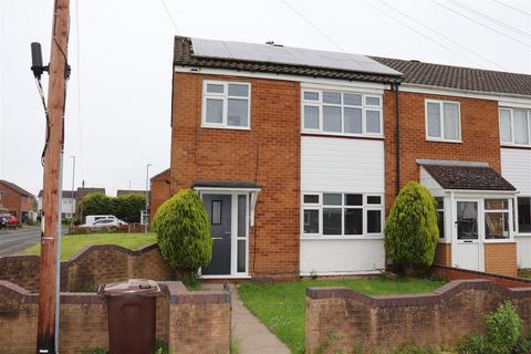 3 bedroom end of terrace house for sale, Cherwell Drive, Brownhills