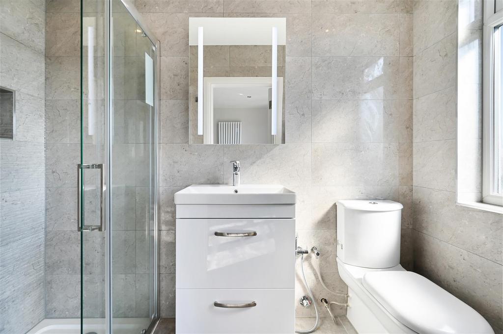 Ensuite.jpg