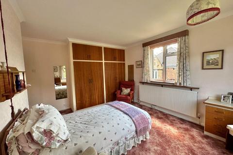 10 Gillsway, Northampton, NN2 8HU