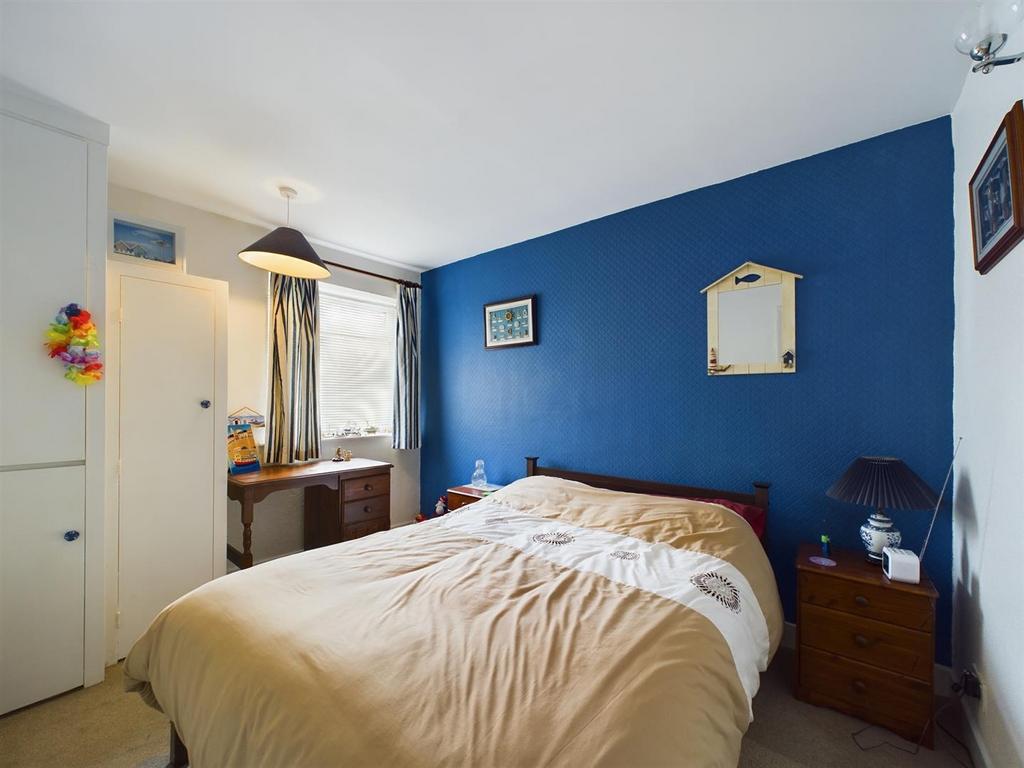 Bedroom: