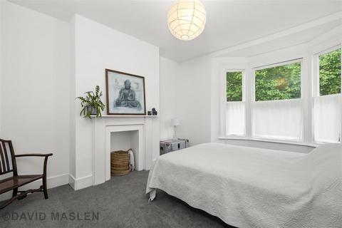 3 bedroom maisonette for sale, Wakefield Road, Brighton