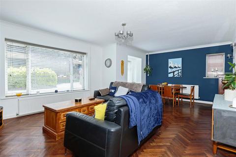 4 bedroom detached house for sale, Ilex Way, Goring-By-Sea, Worthing