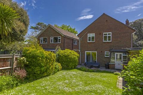 10 Ilex Way, Goring By Sea, Worthing, BN12 4UZ