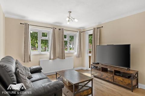 14 Dunstalls, Harlow, CM19 5RA
