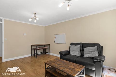 14 Dunstalls, Harlow, CM19 5RA