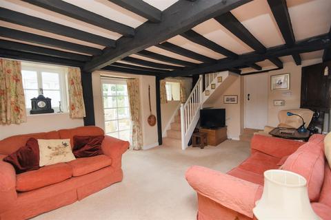3 bedroom cottage for sale, Tarrant Keyneston