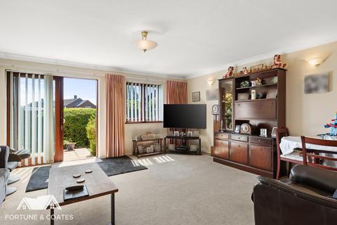 3 Pytt Field, Harlow, CM17 9AA