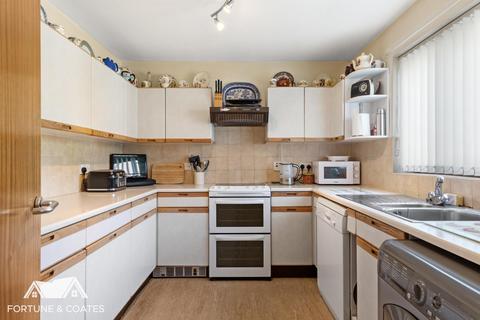 3 Pytt Field, Harlow, CM17 9AA