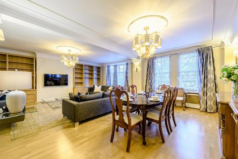 4 bedroom flat to rent, Strathmore Court, Park Road, London, NW8