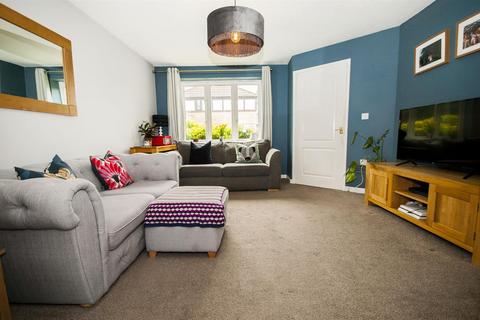 52 Silvermere Close, Ramsbottom, Bury, BL0 9WH