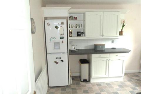 2 bedroom apartment for sale, Balmoral Close, Knighton, Leicester