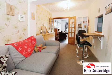 7 Cedar Avenue, Blythe Bridge, Stoke-on-trent, ST11 9NG