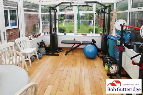7 Cedar Avenue, Blythe Bridge, Stoke-on-trent, ST11 9NG