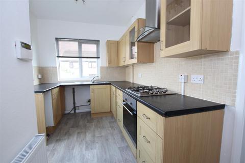 3 bedroom semi-detached house for sale, Willow Avenue, Bradford