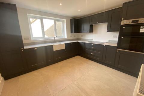 5 bedroom detached house to rent, Victoria Springs, Holmfirth