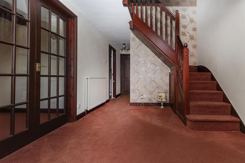 4 bedroom detached house for sale, Lascelles Hall Road, Lascelles Hall, Huddersfield