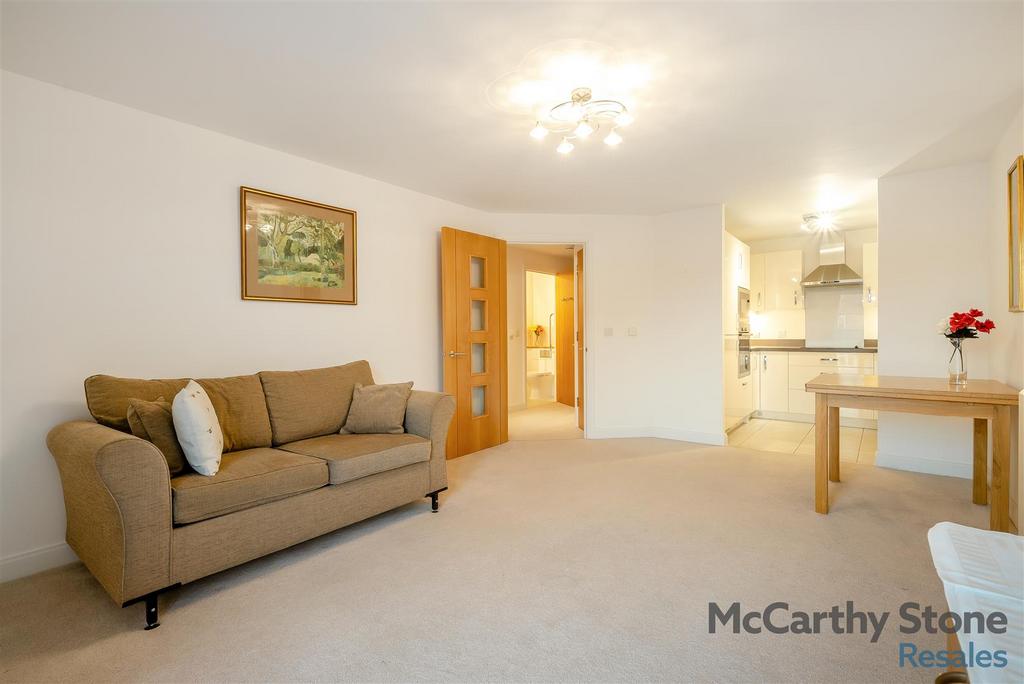 8639266-interior18.jpg