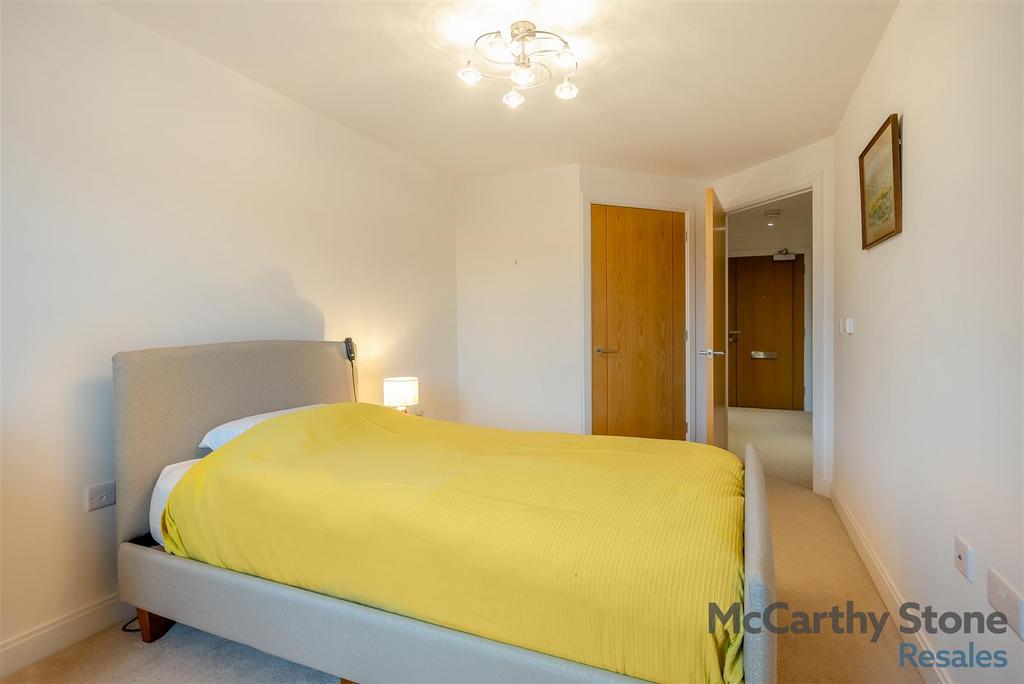 8639266-interior04.jpg