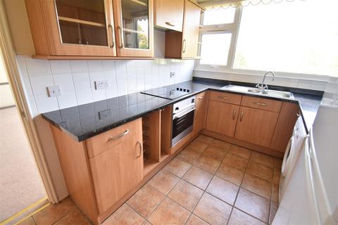 2 bedroom flat for sale, Howecroft Court, Stoke Bishop