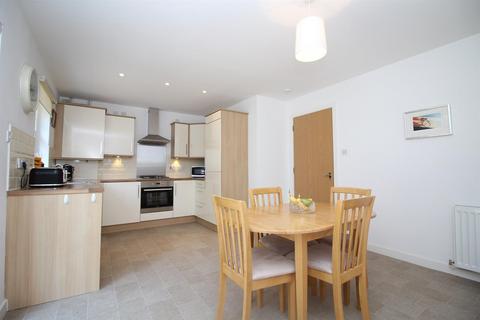 58 Breichwater Place, Fauldhouse, Bathgate, EH47 9LU