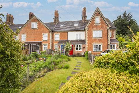 3 bedroom terraced house for sale, Brickfields, West Malling ME19