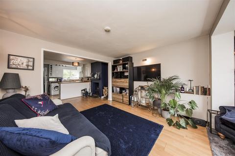 37 Brickfields, West Malling, ME19 5AG