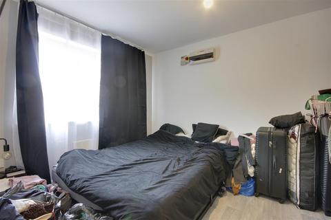 9 Abbey Way, Hull, HU5 1DA