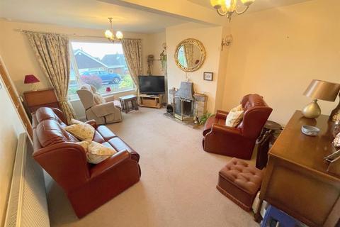 7 High View Road, Leek, ST13 5BS