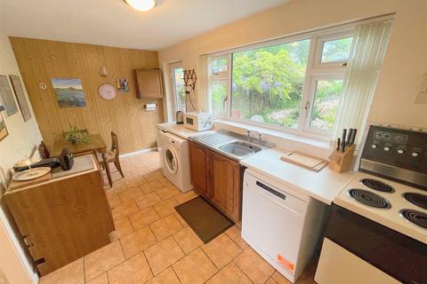 7 High View Road, Leek, ST13 5BS