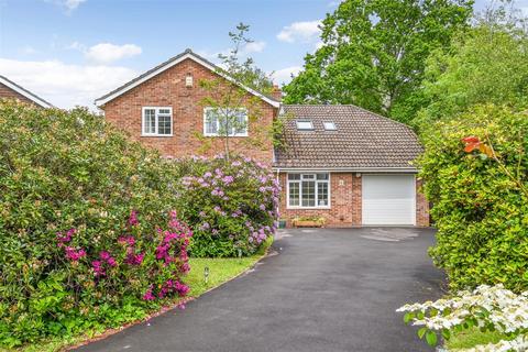 5 bedroom detached house for sale, Bedwell Close, Rownhams, Hampshire