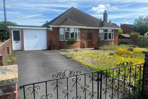 2 bedroom detached bungalow for sale, Woodrow Road, Melksham SN12