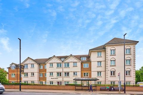 1 bedroom flat for sale, Parkland Grove, Ashford TW15