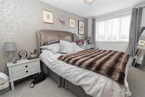177 Abbots Way, North Shields, NE29 8LS