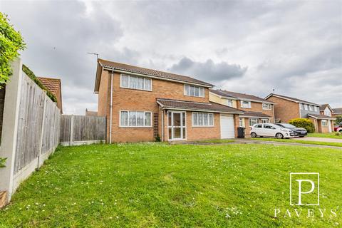 3 bedroom detached house for sale, Hunt Way, Kirby Cross, Frinton-On-Sea