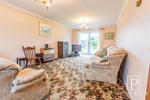 3 bedroom detached house for sale, Hunt Way, Kirby Cross, Frinton-On-Sea