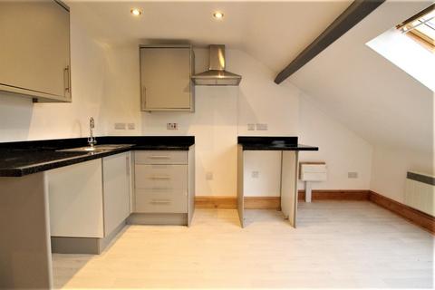 1 bedroom flat to rent, Trafalgar Square, Scarborough, YO12 7PY