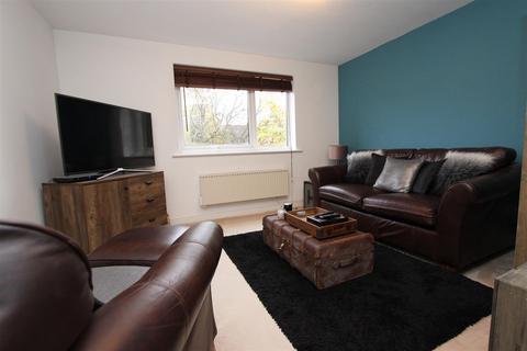 1 bedroom apartment for sale, Valley Green, Hemel Hempstead, Hertfordshire, HP2 7RQ