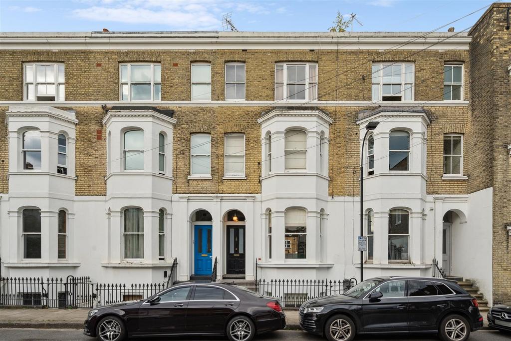 Westcroft Square, W6 - TO LET