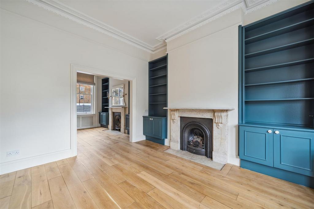 Westcroft Square, W6 - TO LET