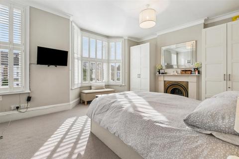 4 bedroom terraced house for sale, Heathfield Gardens, London, W4