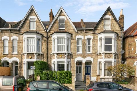 16 Heathfield Gardens, London, W4 4JY