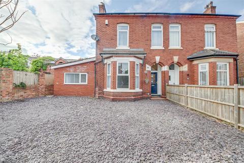 4 bedroom semi-detached house for sale, Bedford Road, Southport PR8