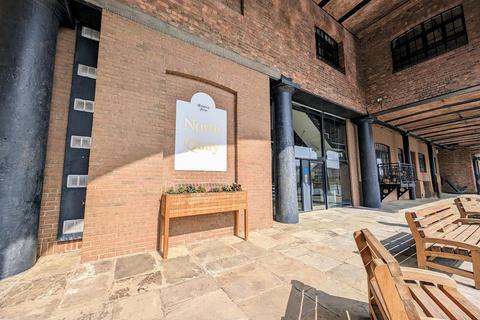 2 bedroom apartment to rent, North Quay, Wapping Quay