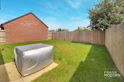 2 bedroom detached bungalow for sale, Pheasant Street, Holbeach, PE12